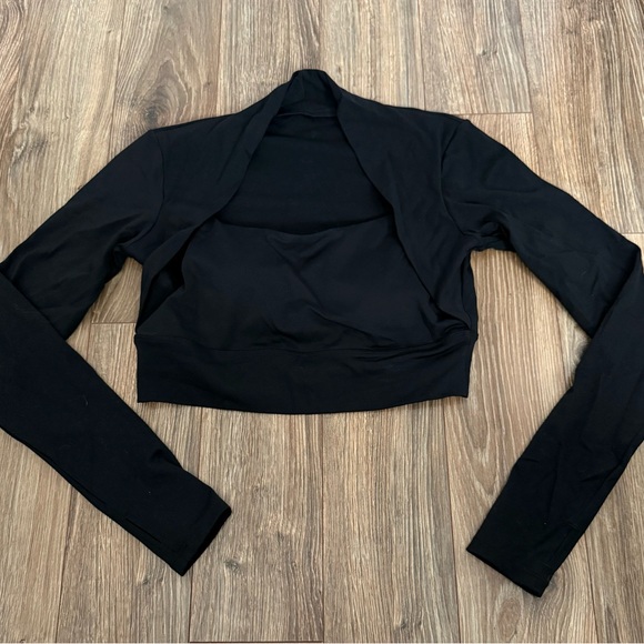 Black Women's Long Sleeve Crop Top - Picture 1 of 3